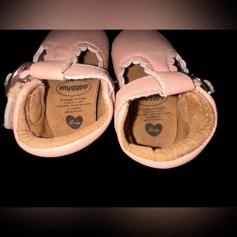 MYGGPP mauve color Faux Leather Toddler Baby Shoes Size 0-6 months - Picture 4 of 5